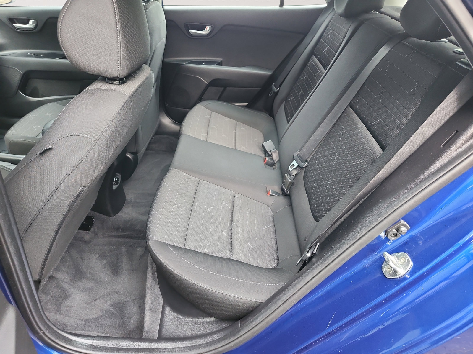 Used 2018 Kia Rio S FWD image 17