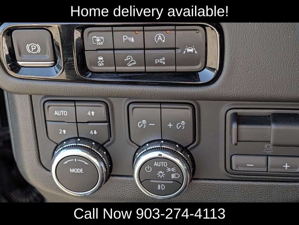 Used 2025 GMC Yukon Elevation w/ Elevation Premium Package AWD/4WD image 26