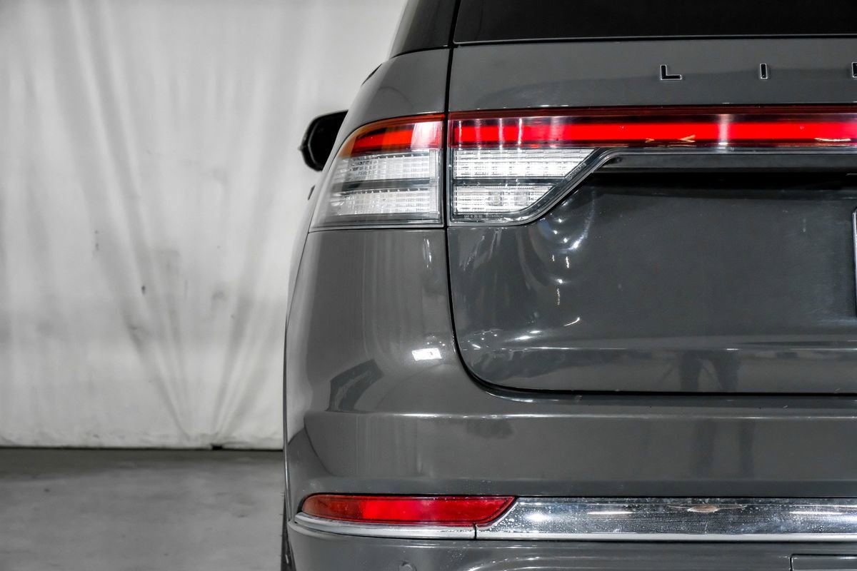 Used 2020 Lincoln Aviator Black Label Grand Touring w/ Class IV Trailer Tow Package AWD/4WD image 42