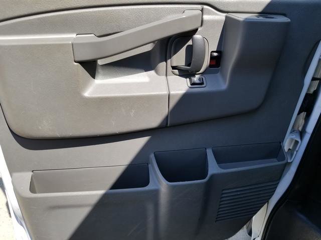 Used 2016 Chevrolet Express 2500 LS RWD image 11
