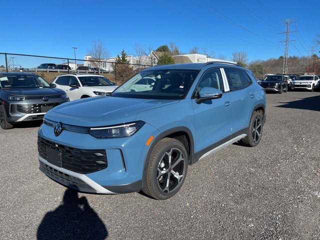 New 2026 Volkswagen Tiguan SE