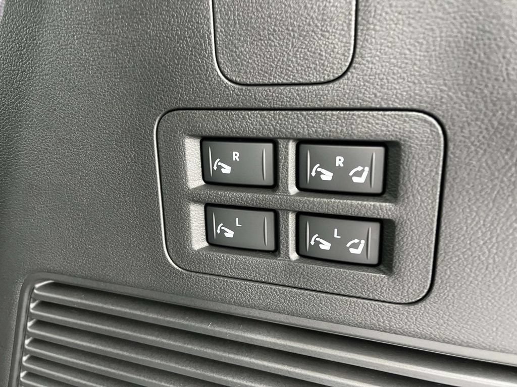 New 2026 Nissan Armada Platinum AWD/4WD image 11