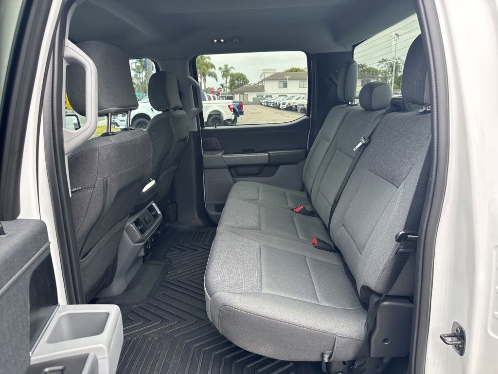 Used 2024 Ford F150 Lightning XLT AWD/4WD image 9