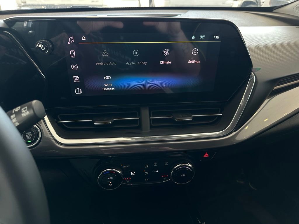 New 2026 Chevrolet Trax ACTIV FWD image 24