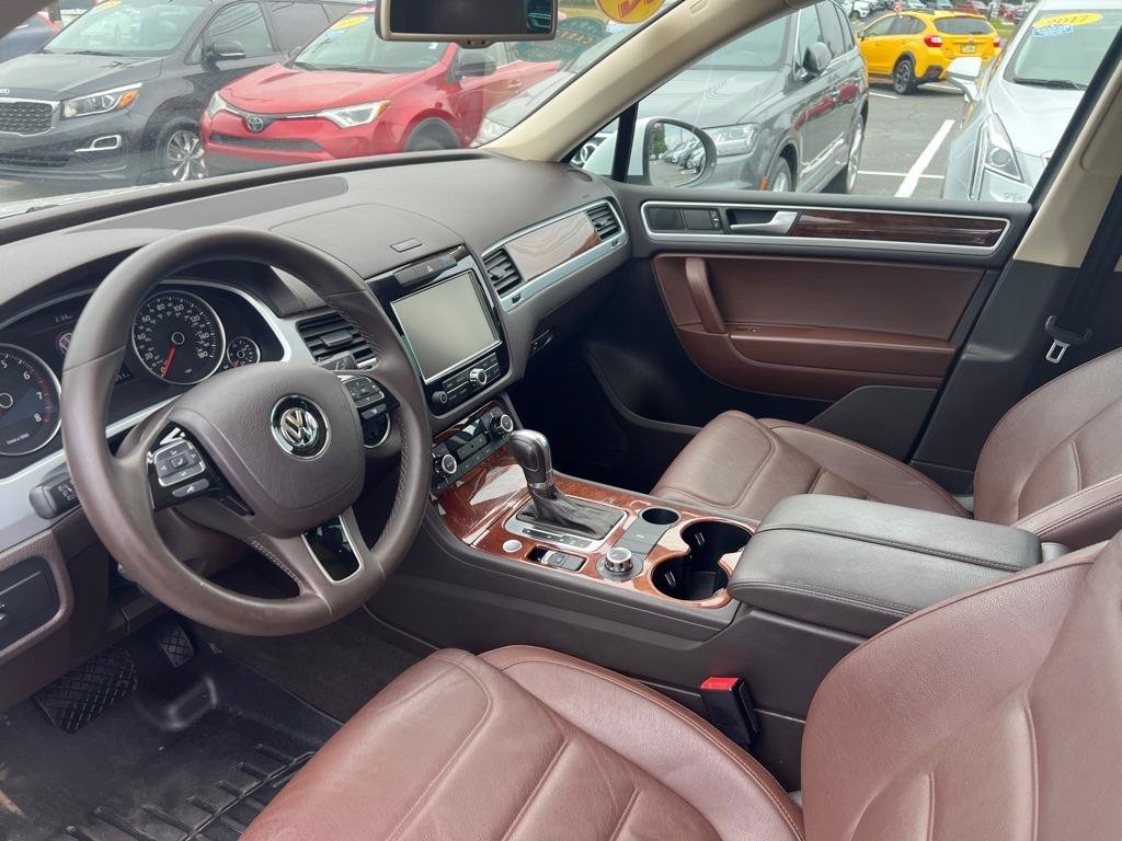 Used 2014 Volkswagen Touareg VR6 AWD/4WD image 13