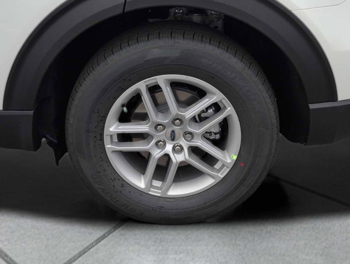 New 2025 Ford Explorer Active w/ Active Comfort Package image 17