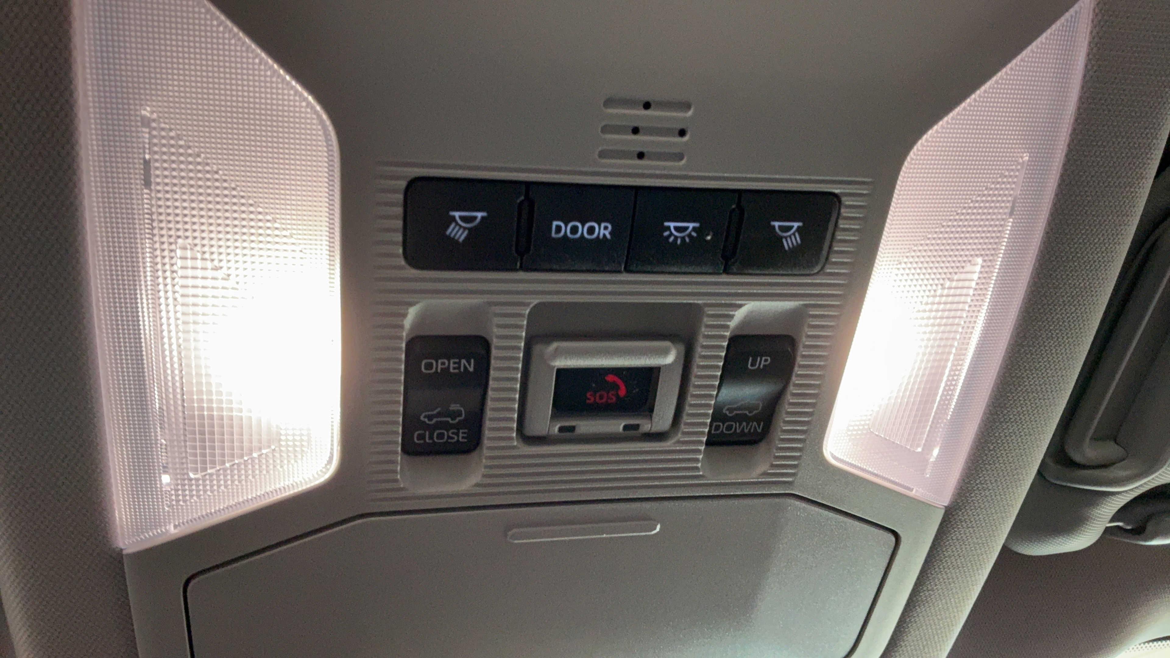 Used 2025 Toyota RAV4 XLE w/ Convenience Package AWD/4WD image 19
