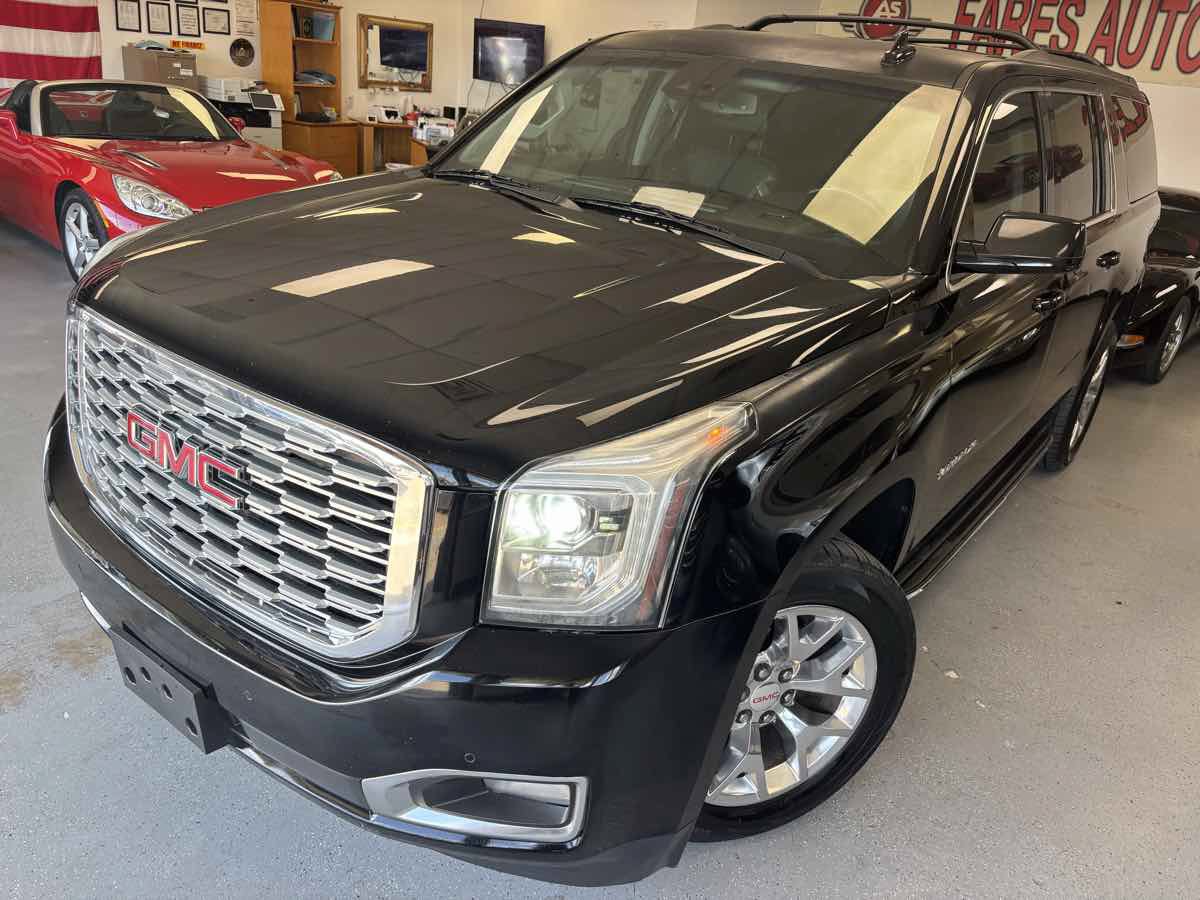 Used 2018 GMC Yukon XL SLE w/ SLE Value Package RWD image 10