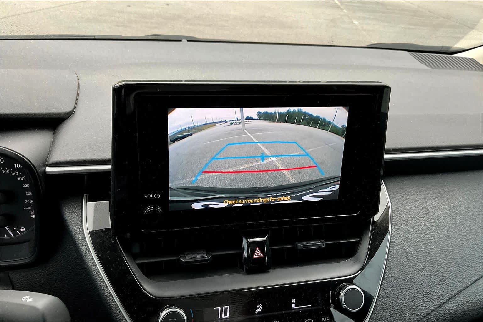 Used 2024 Toyota Corolla LE FWD image 25
