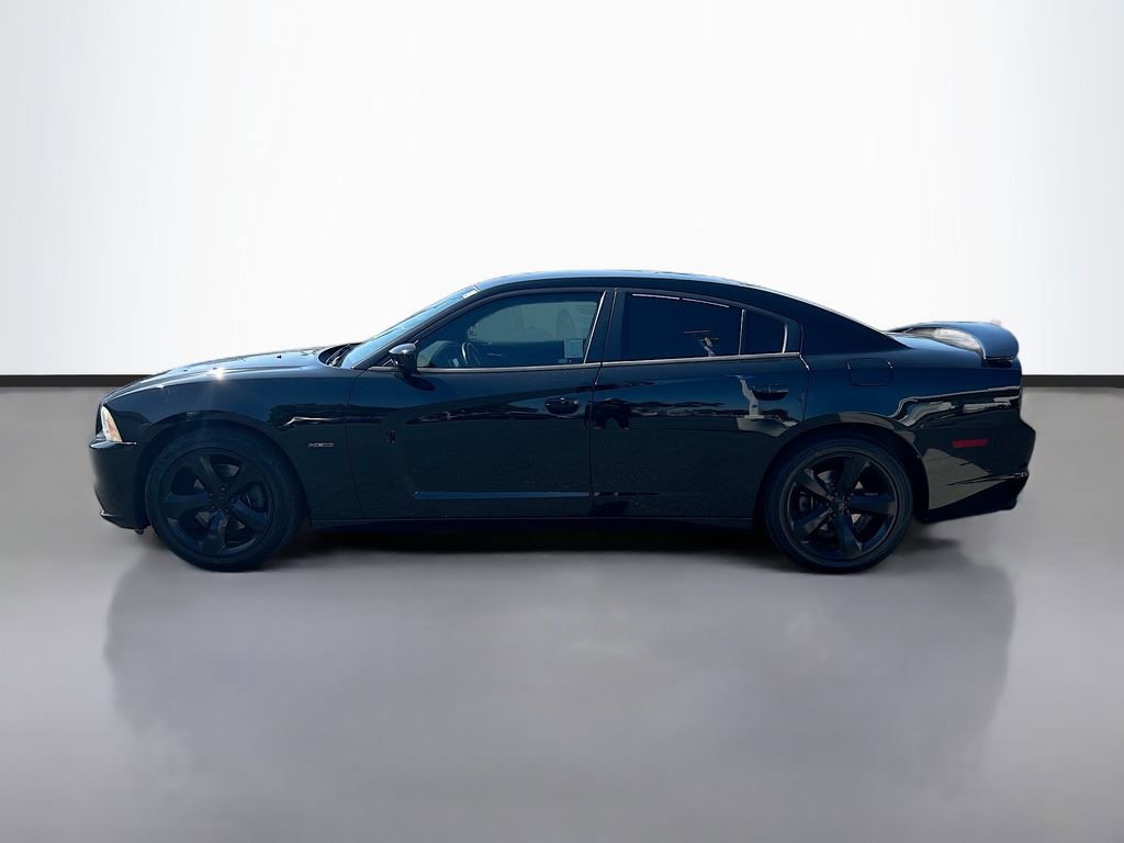 Used 2014 Dodge Charger R/T w/ Blacktop Package RWD image 8
