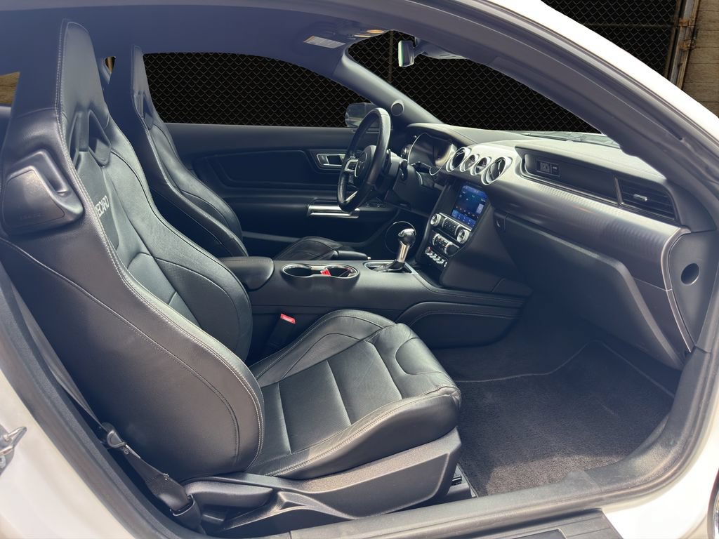 Used 2022 Ford Mustang Mach 1 w/ Mach 1 Handling Package RWD image 17