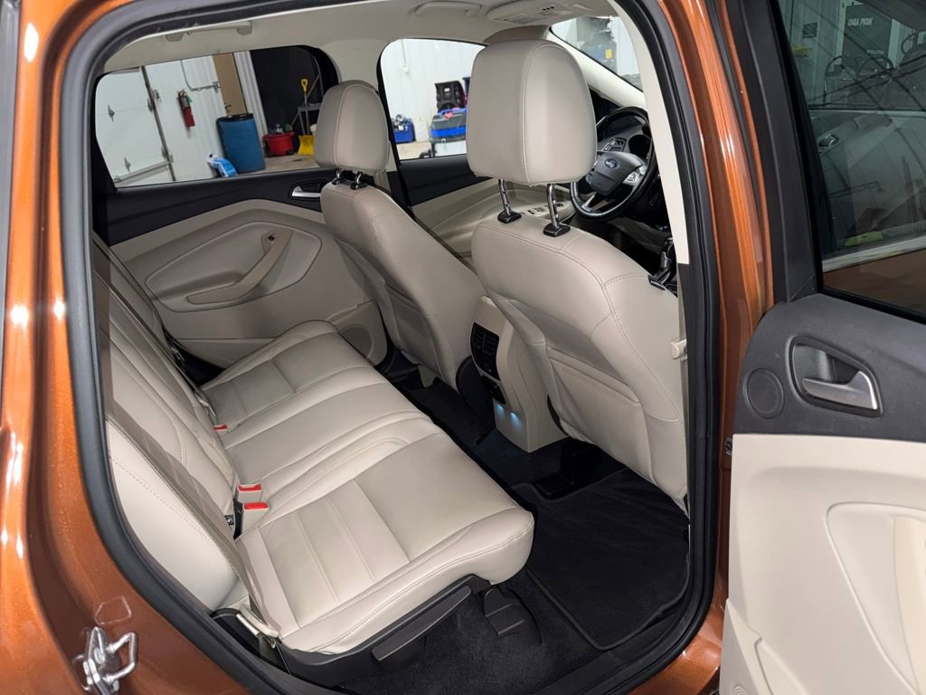 Used 2017 Ford Escape Titanium FWD image 15