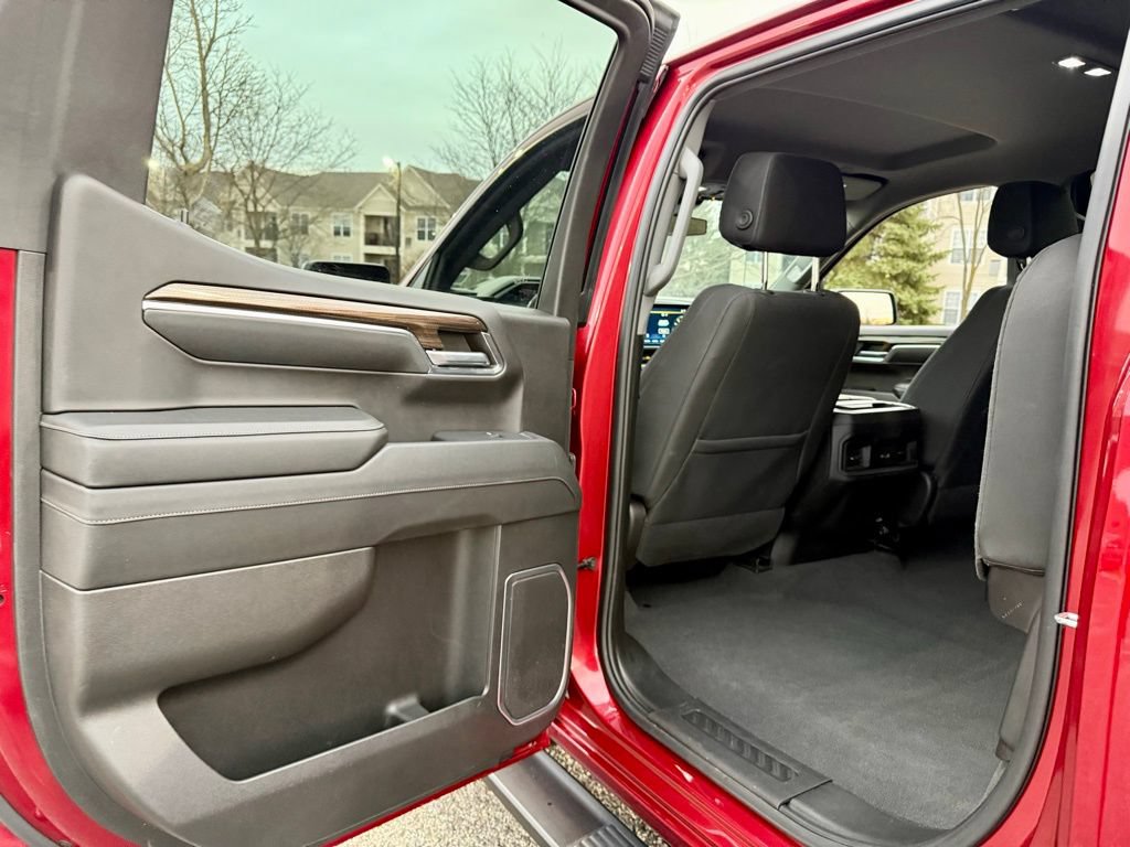 Used 2024 Chevrolet Silverado 1500 RST w/ Convenience Package II AWD/4WD image 22