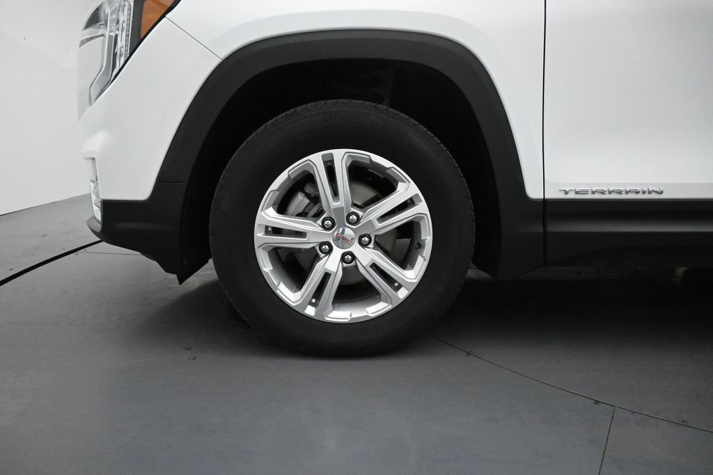 Used 2024 GMC Terrain SLE AWD/4WD image 6