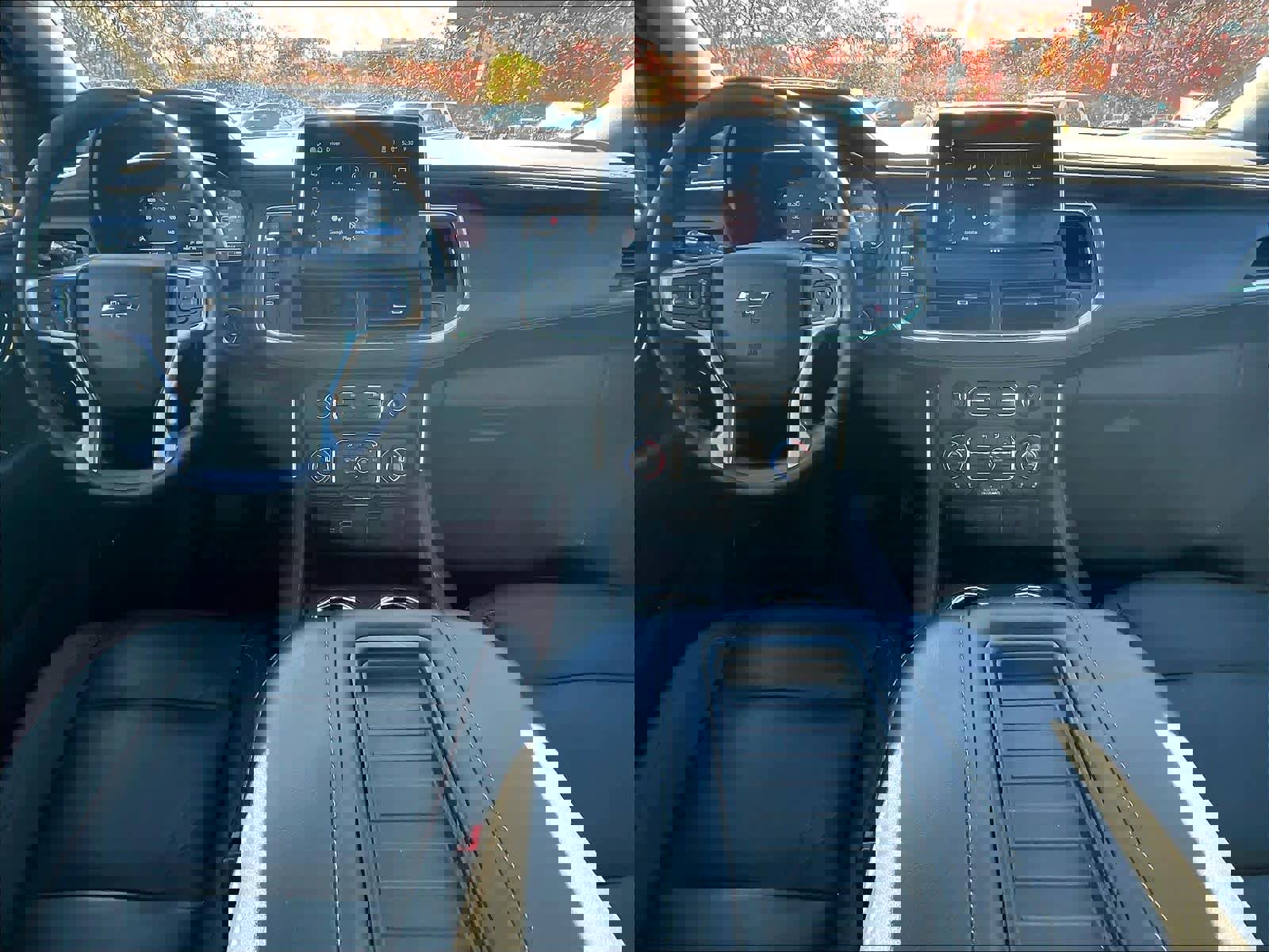 Used 2024 Chevrolet Tahoe Z71 w/ Luxury Package image 21