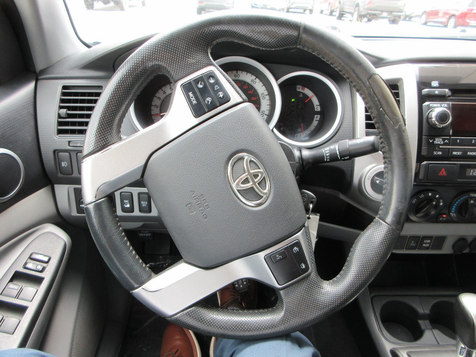 Used 2012 Toyota Tacoma 4x4 Double Cab w/ TRD Off-Road Pkg image 33