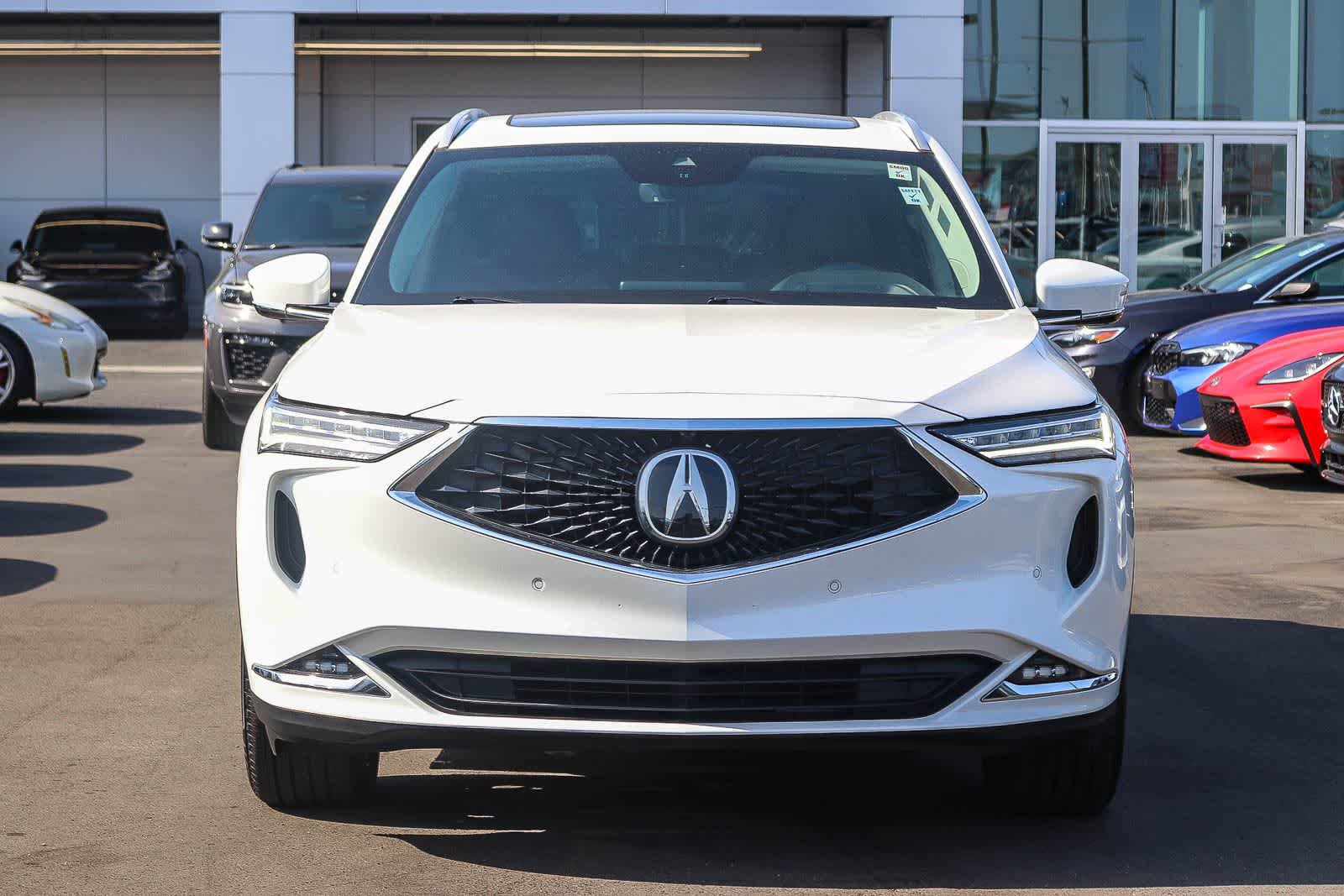 Used 2023 Acura MDX SH-AWD w/ Advance Package image 2