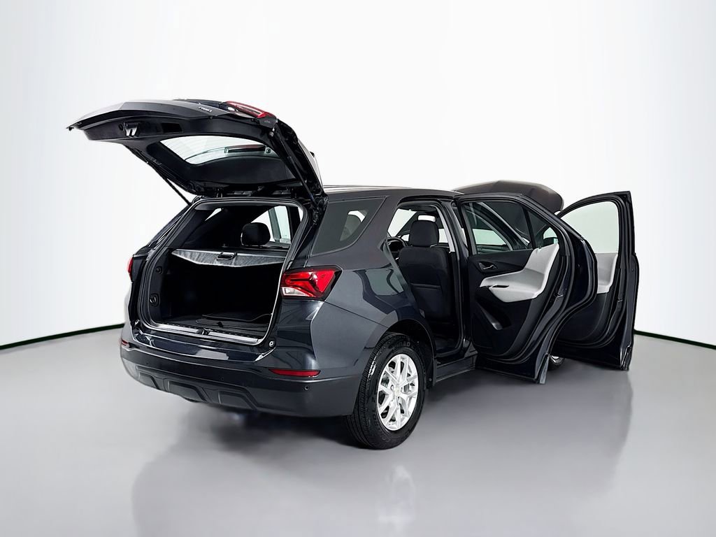 Used 2022 Chevrolet Equinox LS AWD/4WD image 23