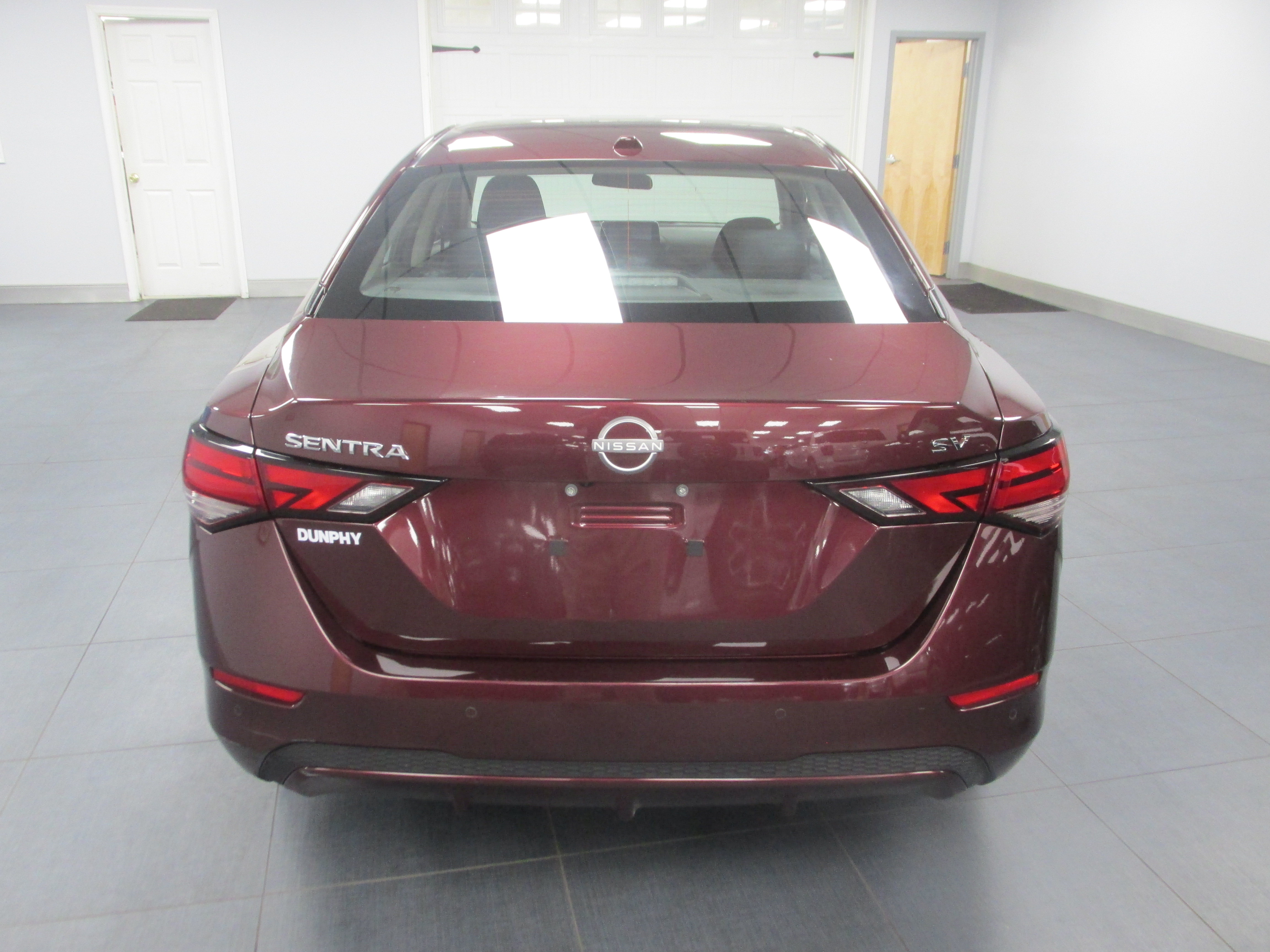 Used 2024 Nissan Sentra SV FWD image 6