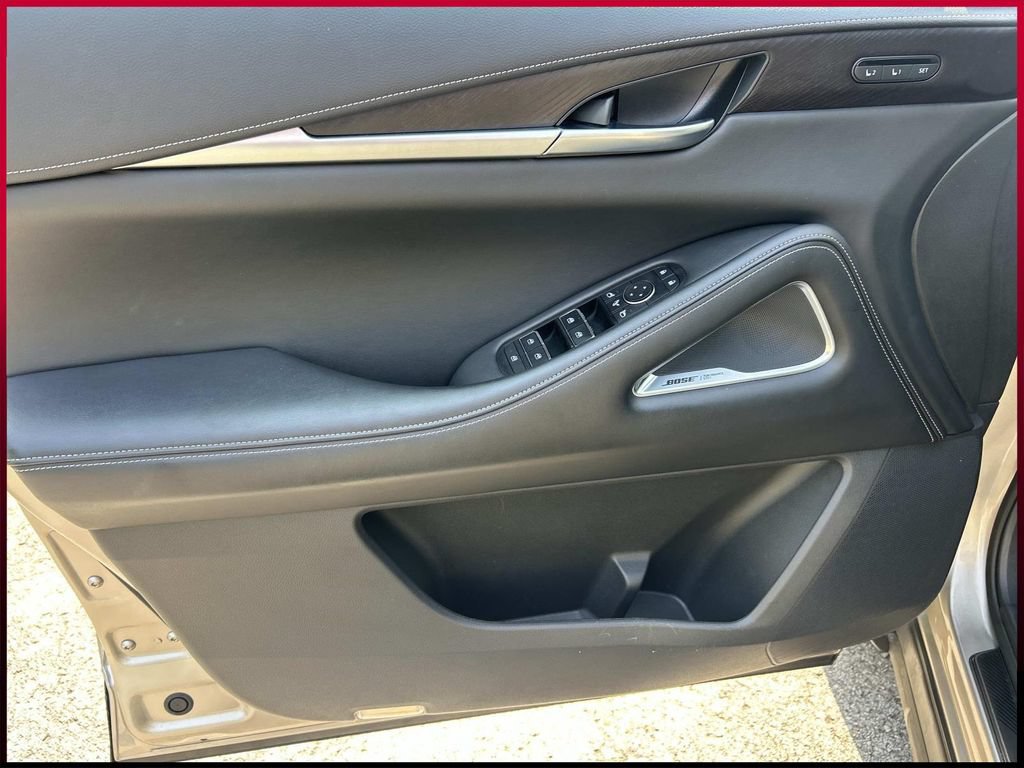 Used 2023 INFINITI QX60 Sensory FWD image 19