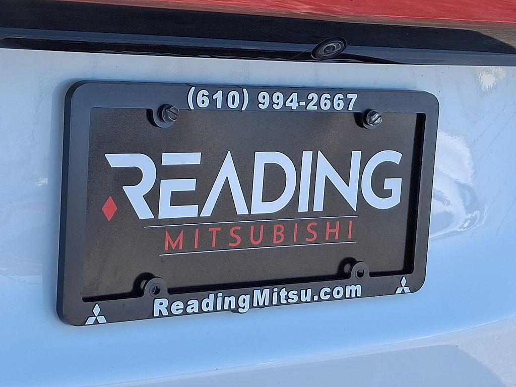 Used 2023 Chrysler Pacifica Touring-L image 32