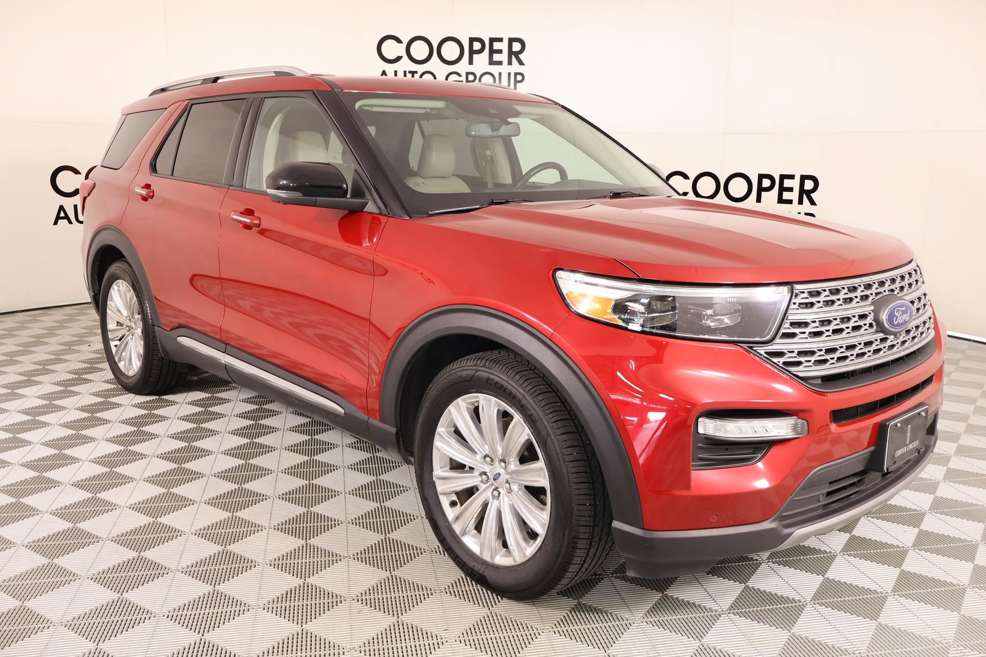Used 2020 Ford Explorer Limited RWD image 1