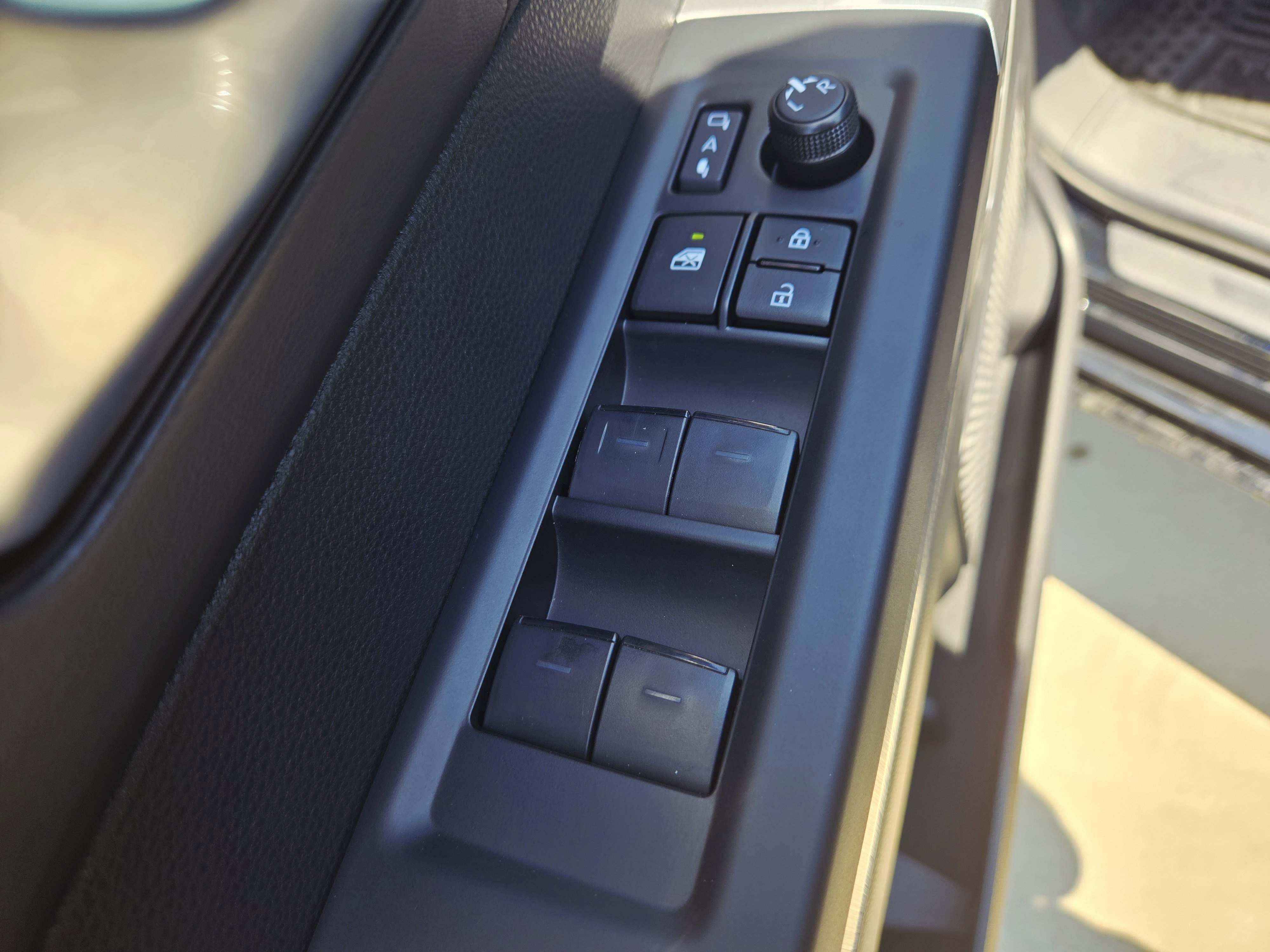New 2025 Toyota Tundra Platinum image 19