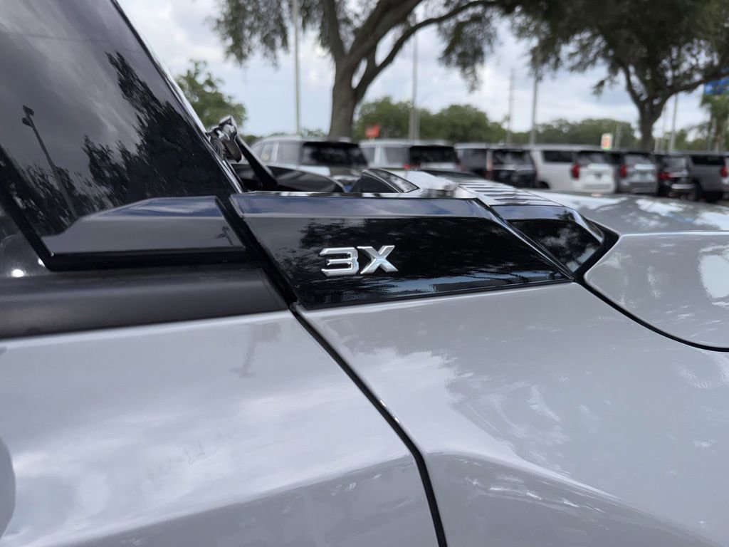 Used 2025 GMC Hummer EV 3X AWD/4WD image 14