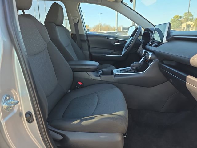 Used 2024 Toyota RAV4 XLE image 15