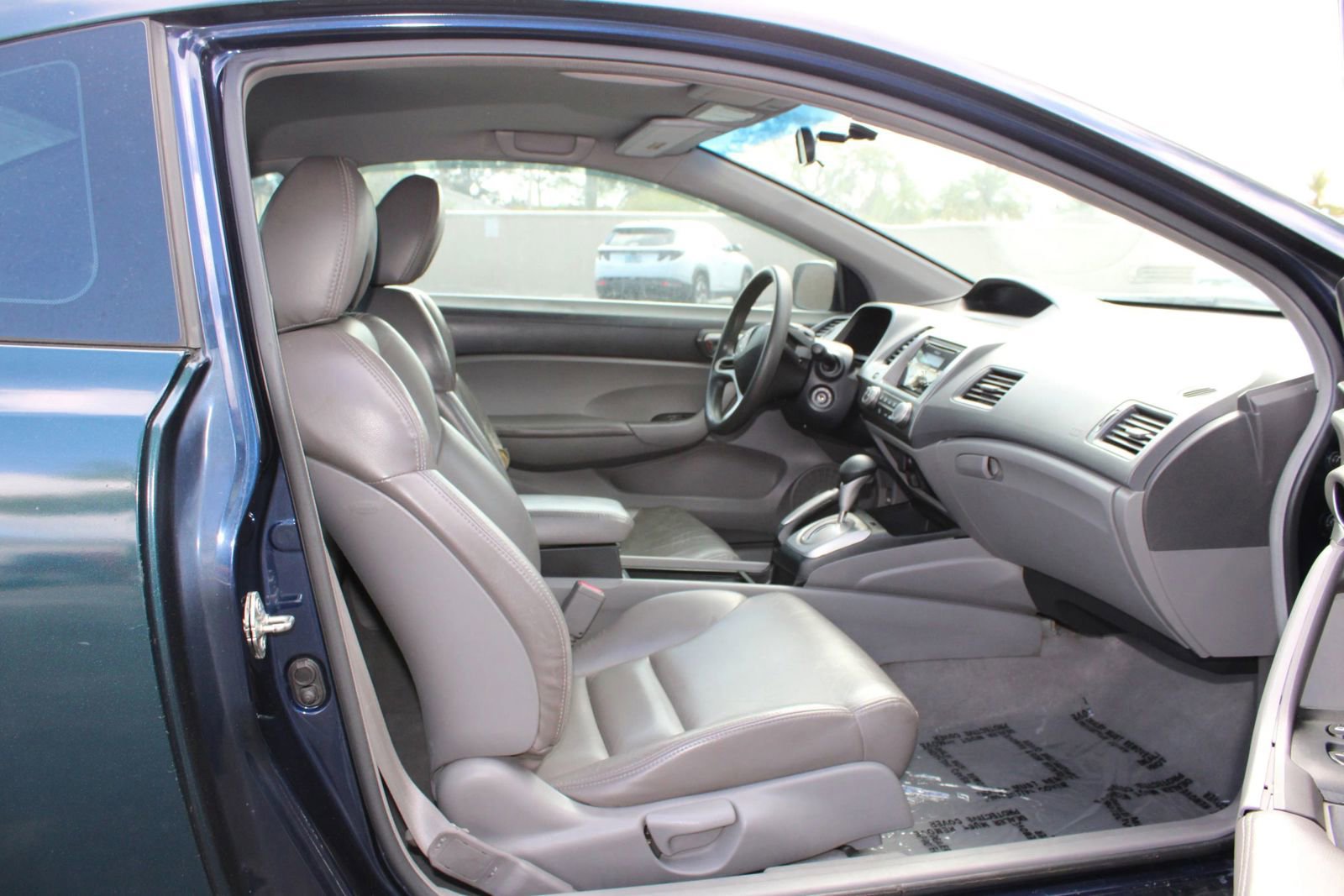 Used 2010 Honda Civic LX image 16