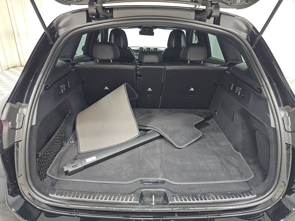 Certified 2025 Mercedes-Benz GLC 300 4MATIC image 16