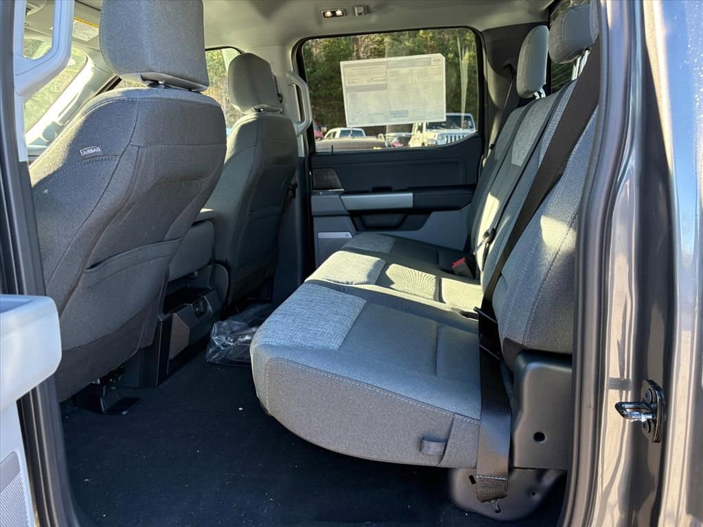 New 2026 Ford F250 XLT w/ XLT Premium Package image 20
