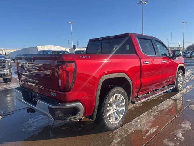 Used 2021 GMC Sierra 1500 SLT w/ SLT Premium Package image 3