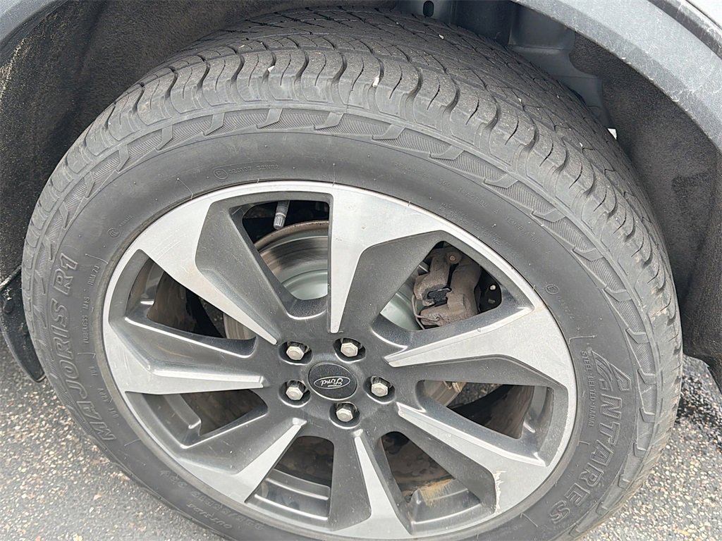 Used 2023 Ford Escape Platinum image 33