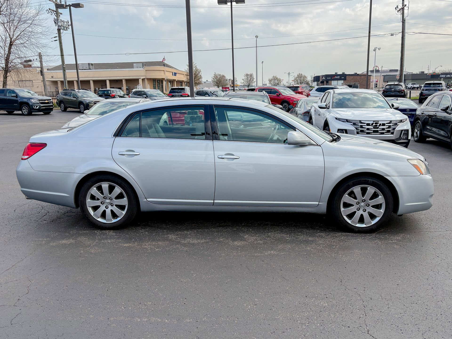 Used 2007 Toyota Avalon Touring FWD image 5
