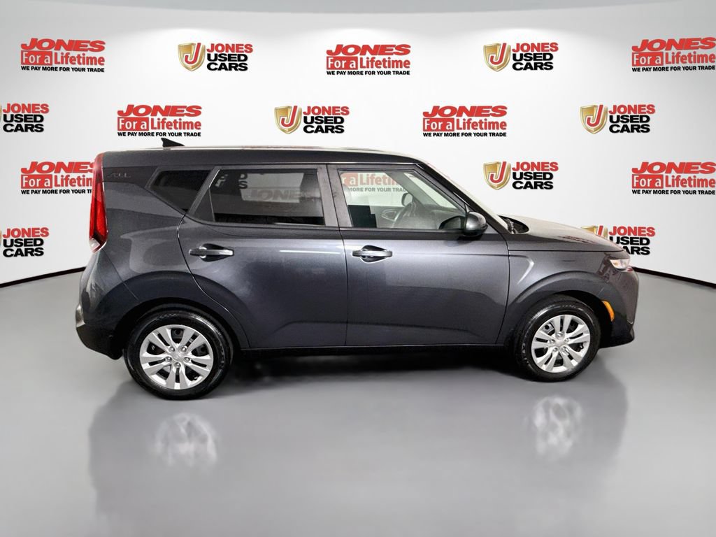 Used 2020 Kia Soul LX FWD image 15
