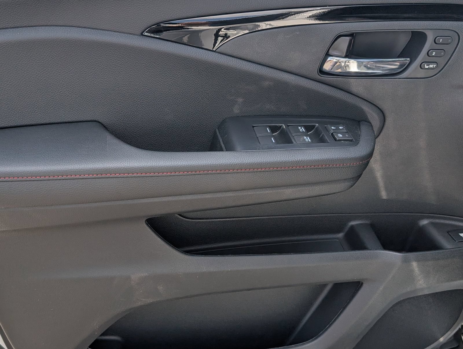 New 2026 Honda Ridgeline Black Edition image 7