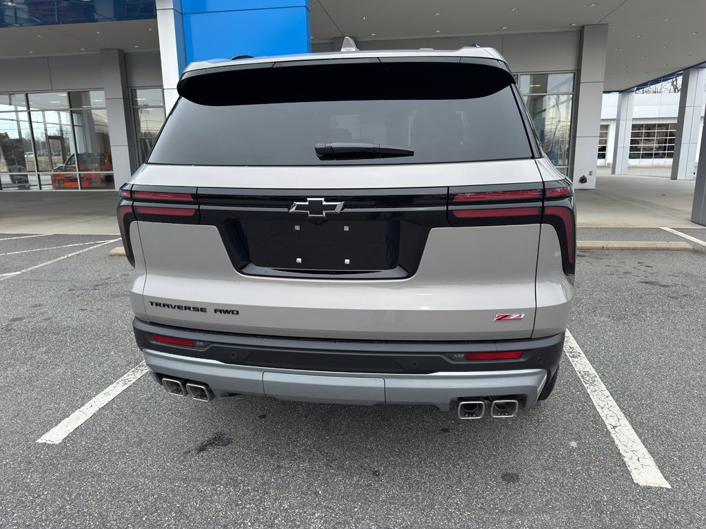 New 2026 Chevrolet Traverse Z71 image 5