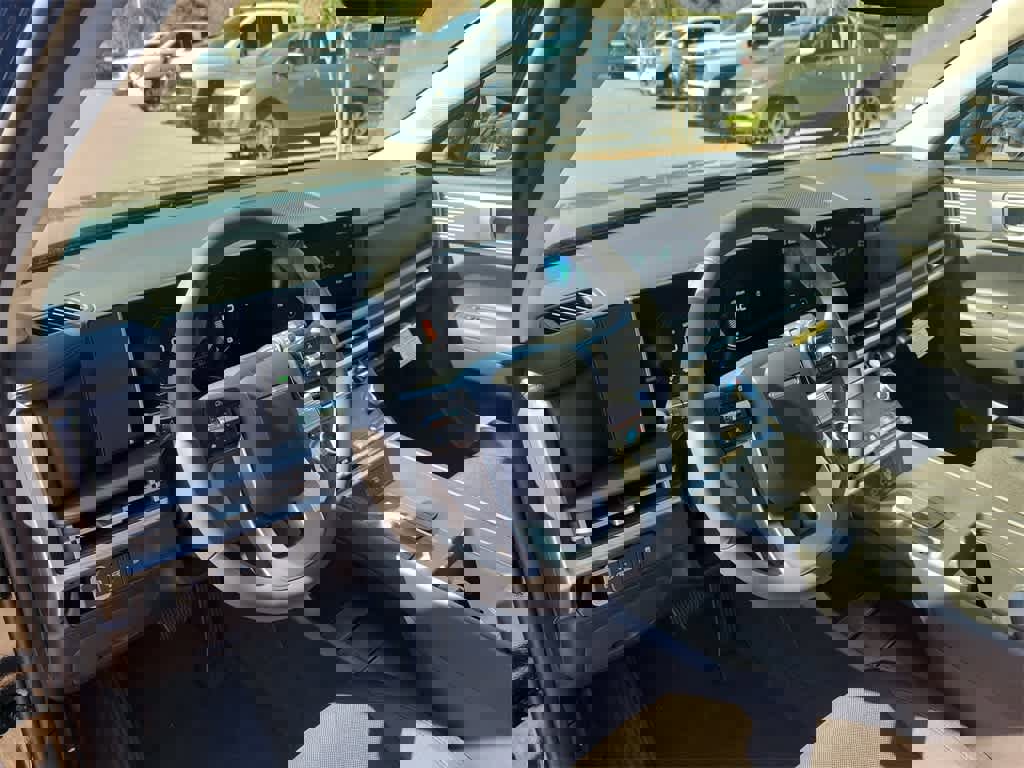 New 2026 Hyundai Santa Fe SE image 24