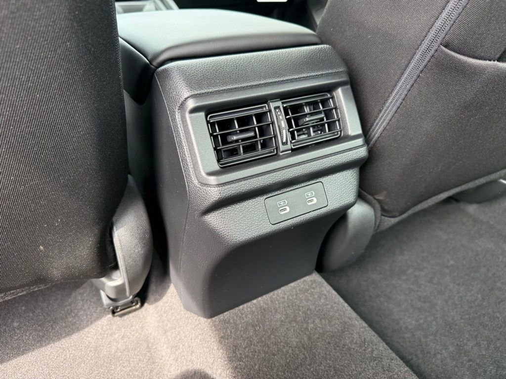 Used 2025 Honda Accord LX image 31