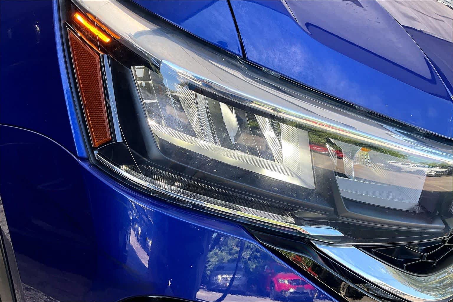 Certified 2023 Volkswagen Taos SE FWD image 28