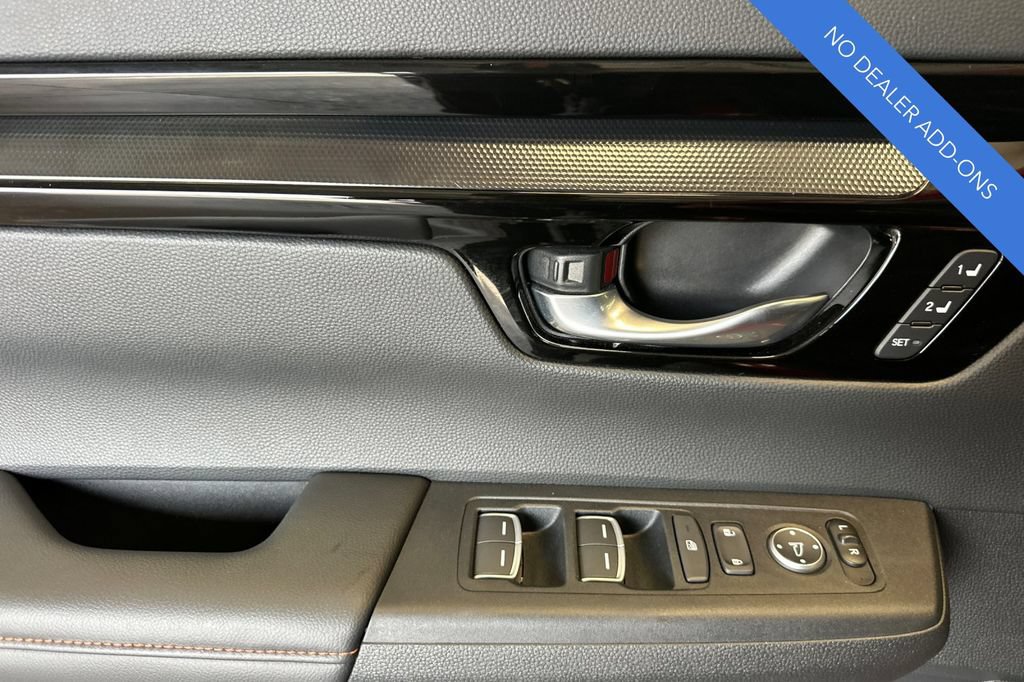Used 2025 Honda CR-V Sport Touring image 11