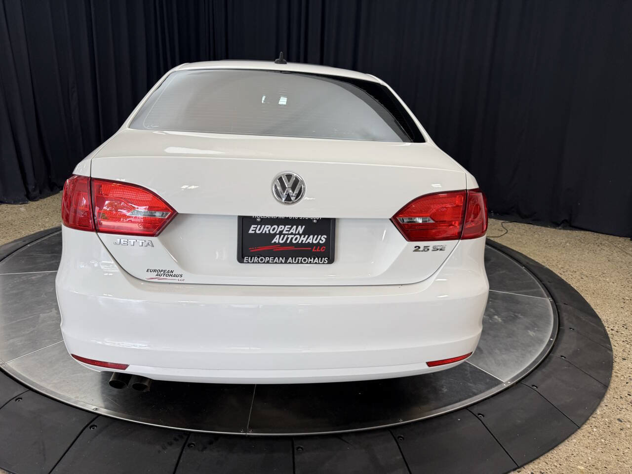 Used 2013 Volkswagen Jetta SE FWD image 7