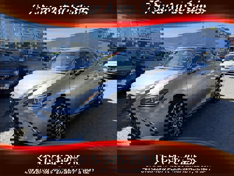 Used 2019 Lexus ES 300h image 3