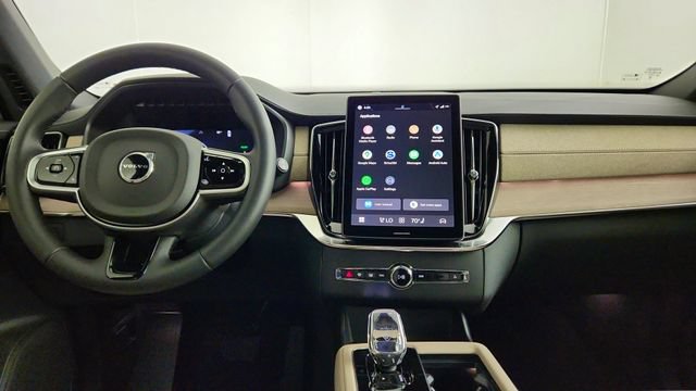 New 2026 Volvo XC90 T8 Plus w/ Protection Package Premier AWD/4WD image 26