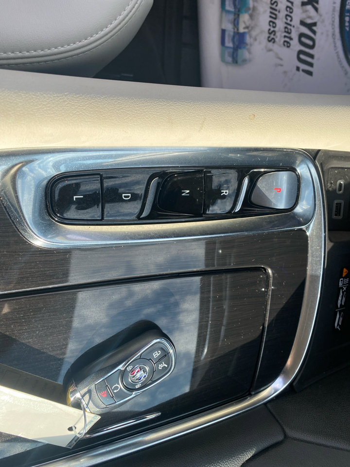 Used 2024 Buick Enclave Essence w/ Sport Touring Edition FWD image 22