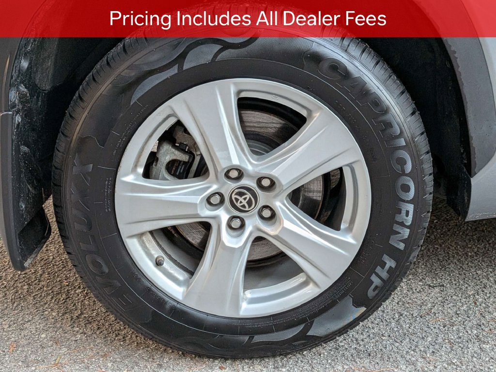 Certified 2020 Toyota Highlander LE AWD/4WD image 12