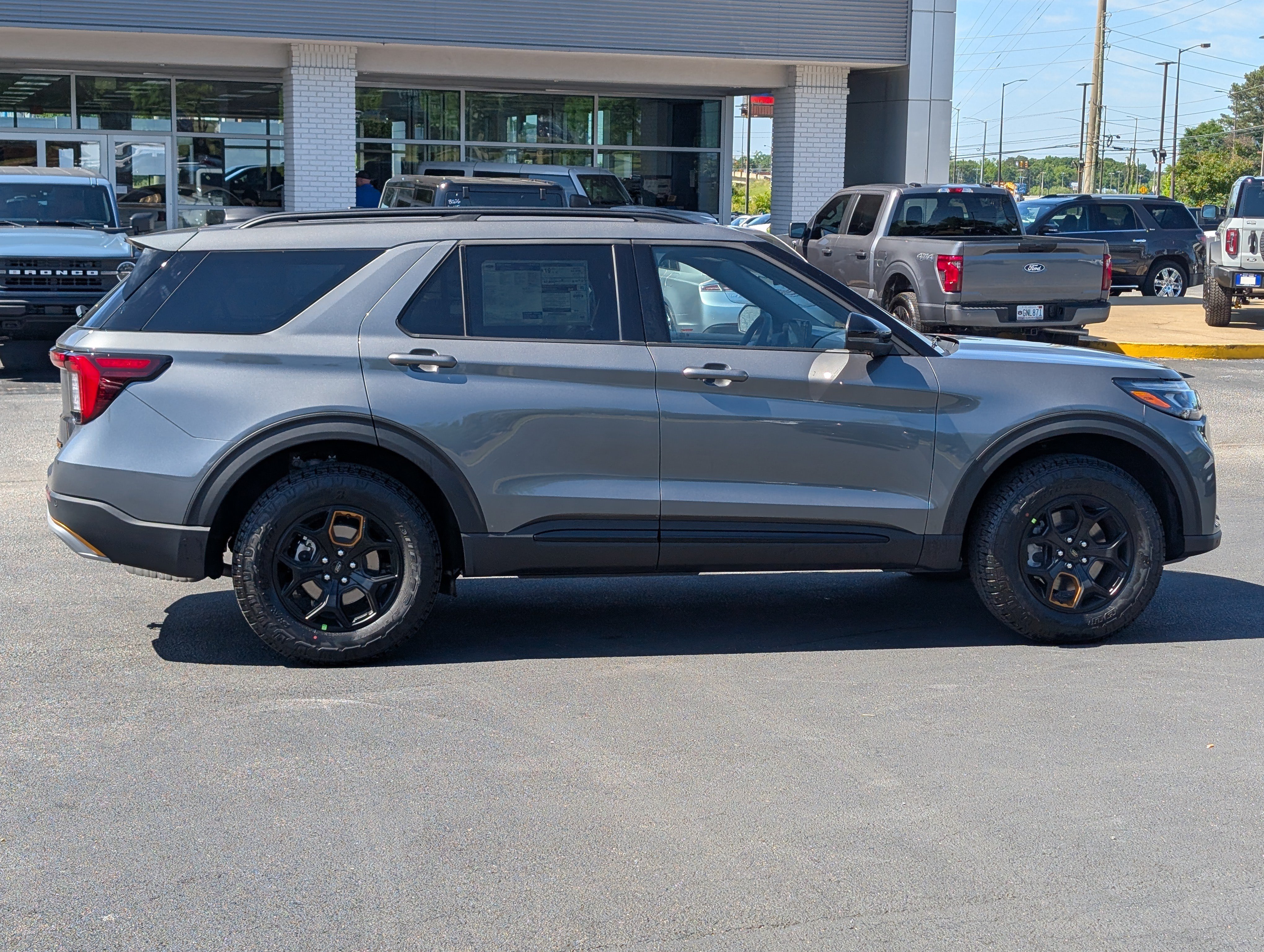 New 2026 Ford Explorer Tremor w/ Tremor Ultimate Package AWD/4WD image 8