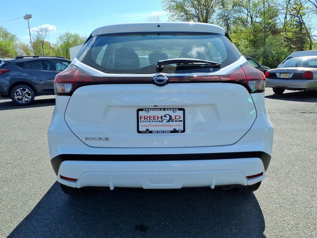 Used 2024 Nissan Kicks S image 20