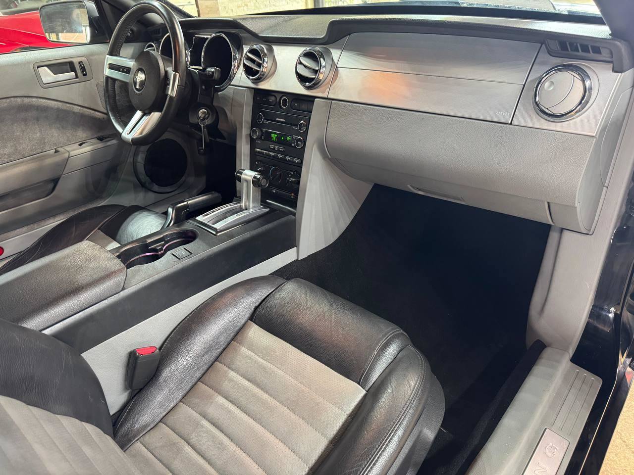 Used 2008 Ford Mustang GT RWD image 9